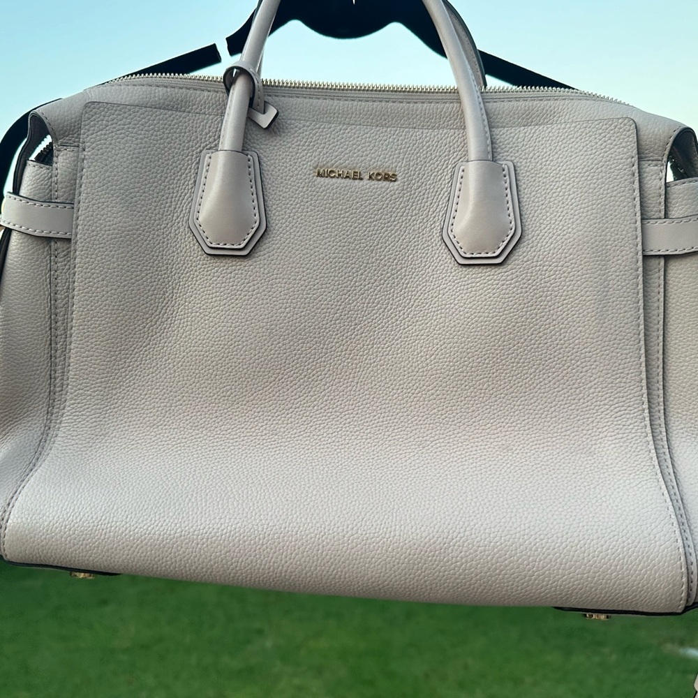 Michael Kors Light Blush Pink Handbag with gold hardware
